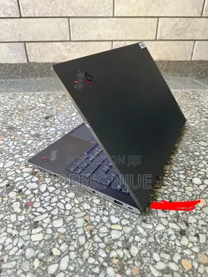 Laptop Lenovo ThinkPad X380 Yoga 8GB Intel Core i5 SSD 256GB