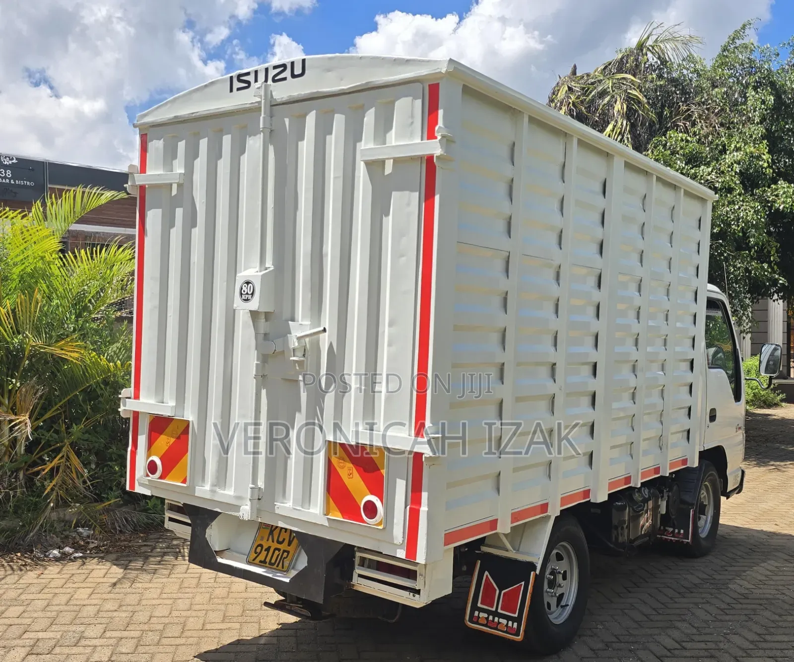 Isuzu NHR 2019