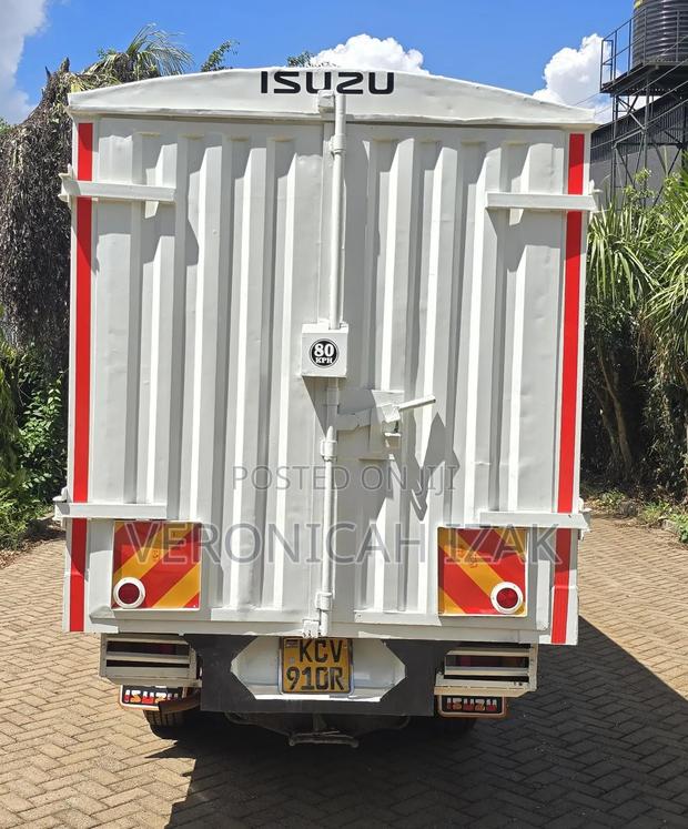 Isuzu NHR 2019 - thumbnail 2