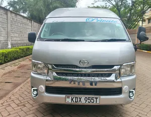 Toyota HiAce 2019 Silver