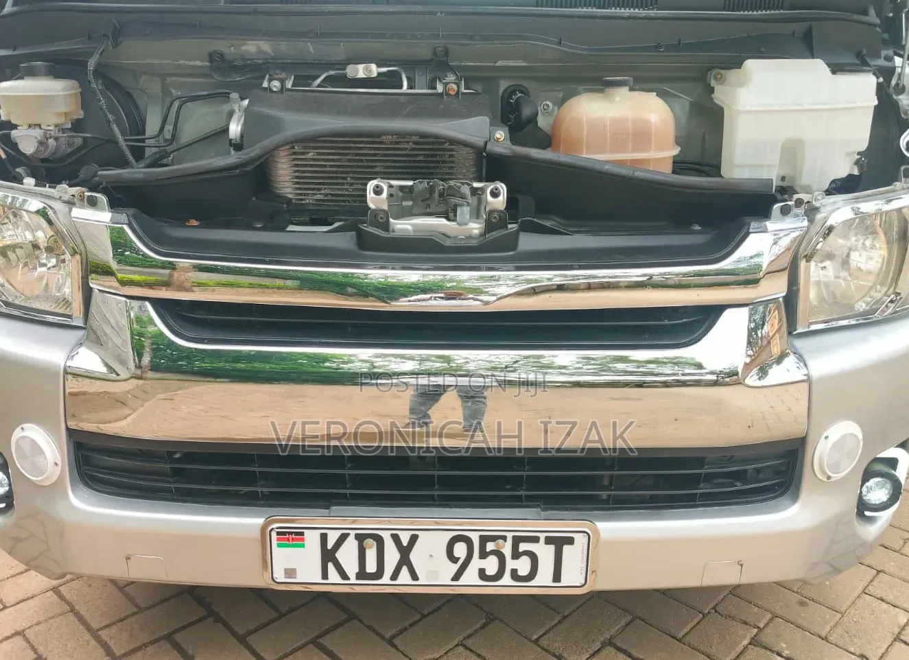 Toyota HiAce 2019 Silver