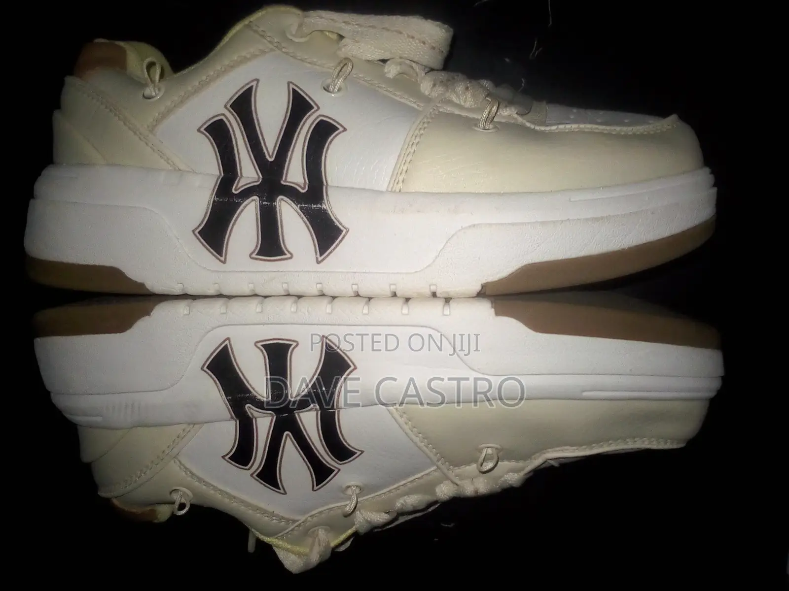 Mtumba Shoe
