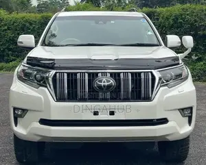 Toyota Land Cruiser Prado 2018 White