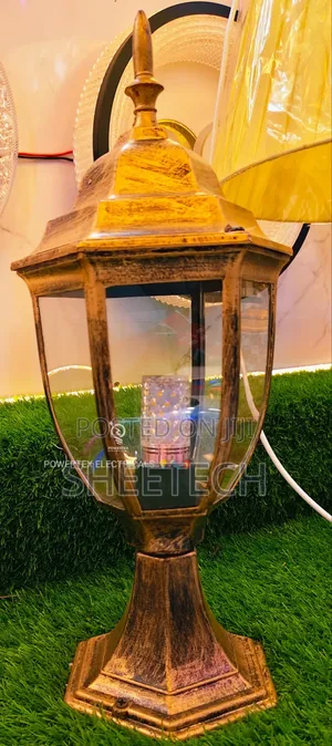 Gold Straight Gatelight