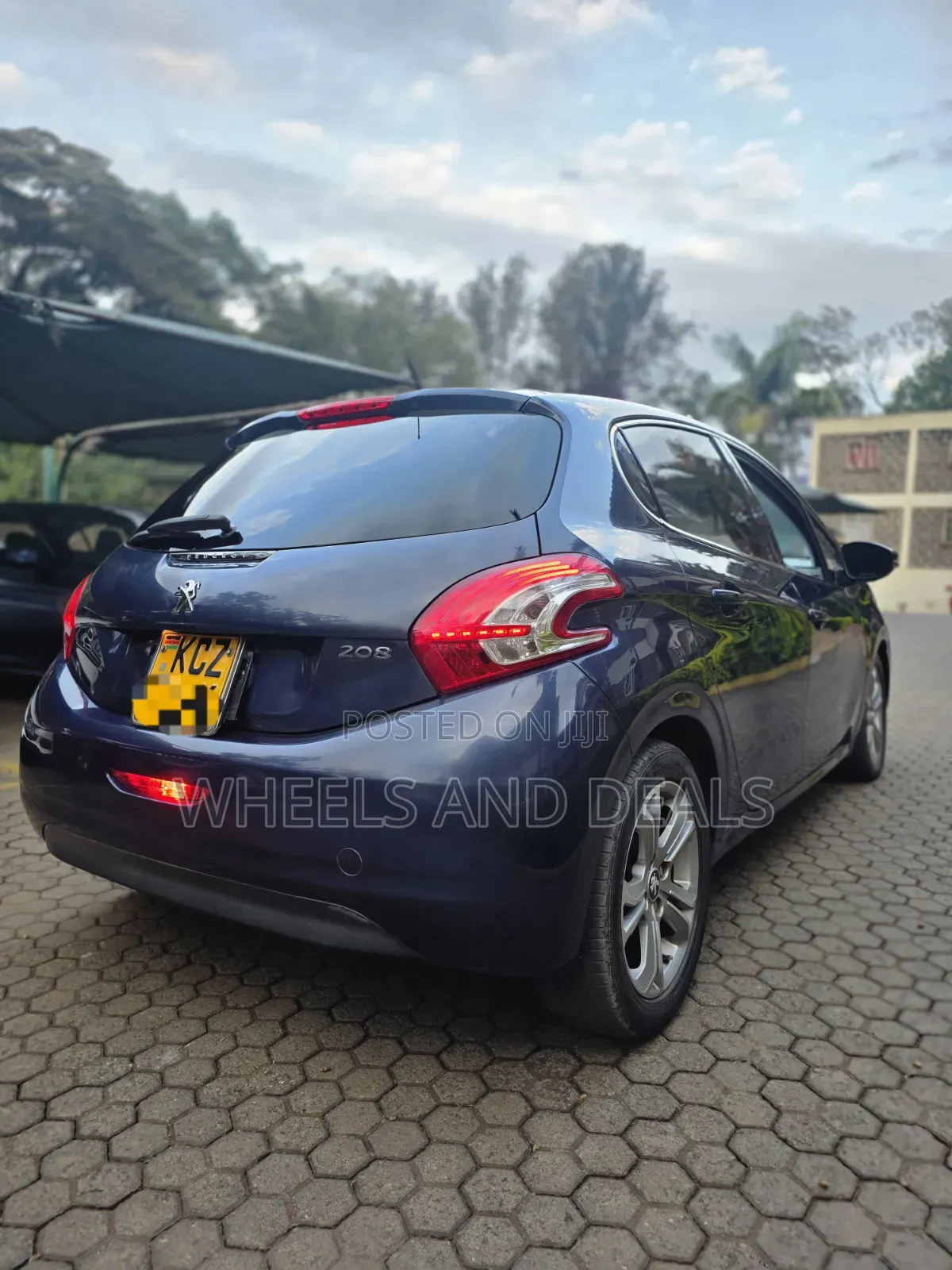 Peugeot 208 2013 Blue