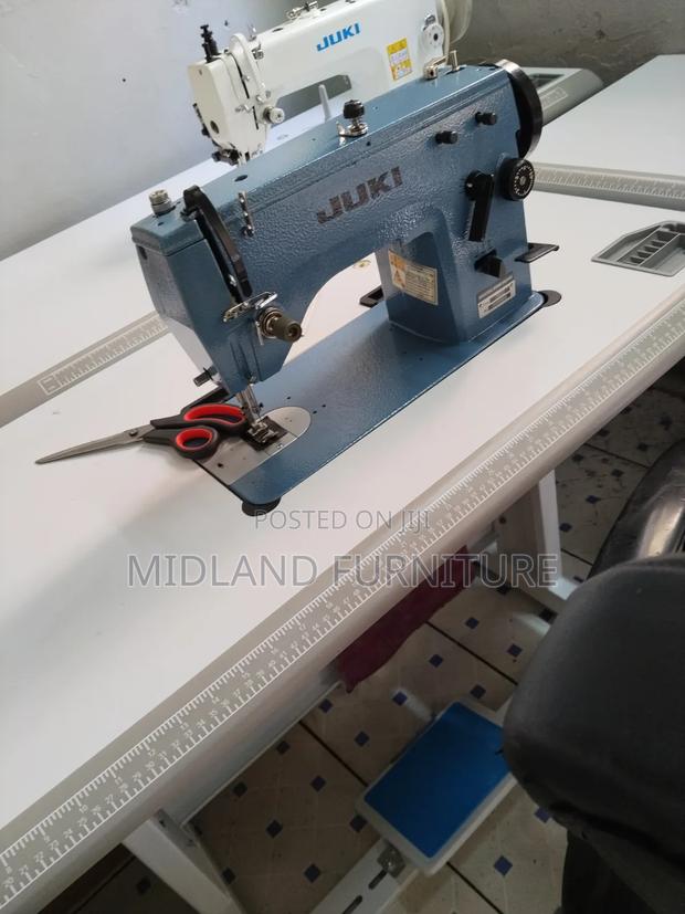 Juki 20u33 Zigzag and Hand Embroidery Sewing Machines - thumbnail 2