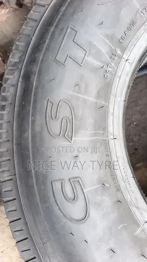 9.5r17.5 CST Tyres