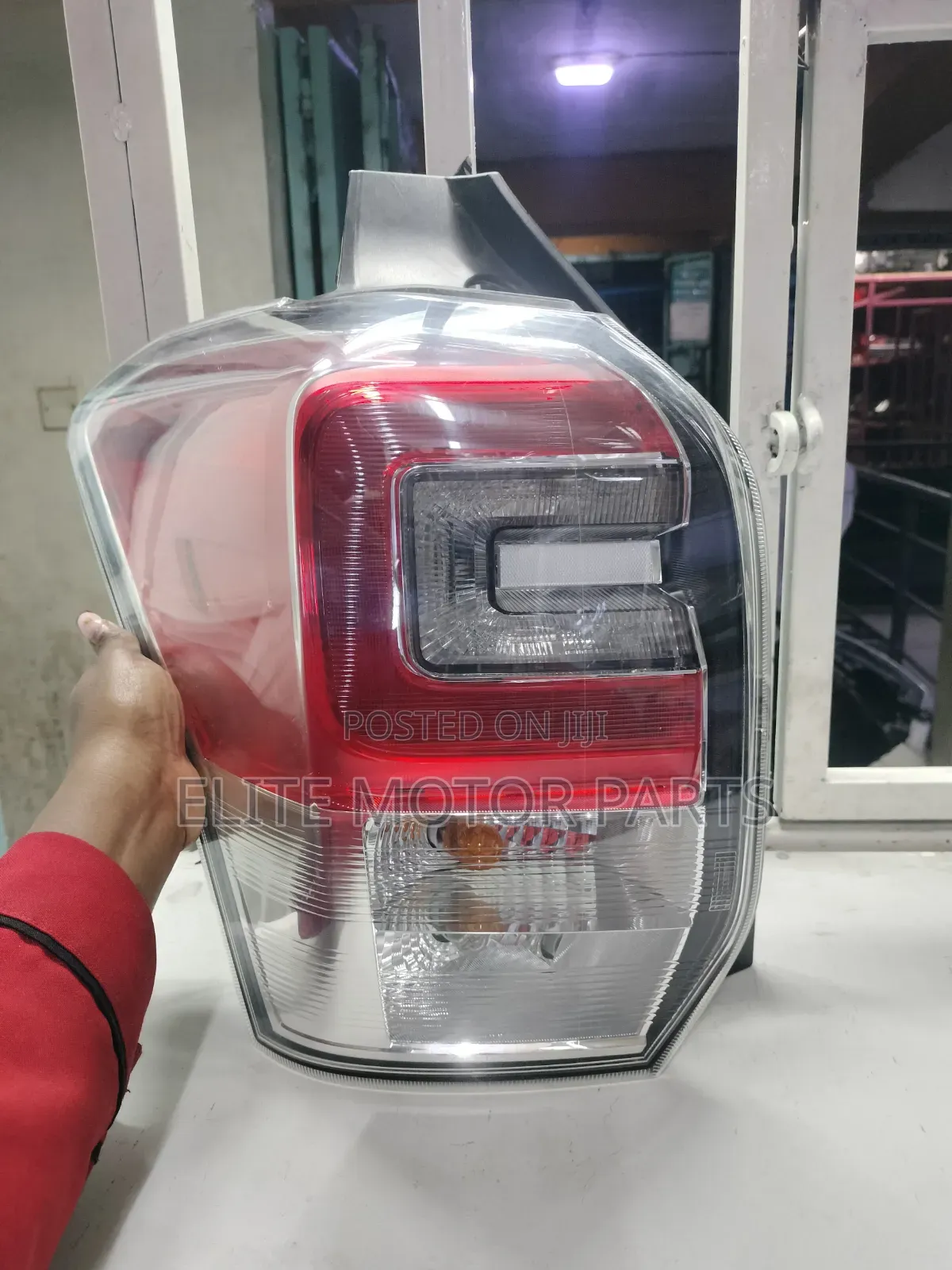 Subaru SJG 2017 Backlight