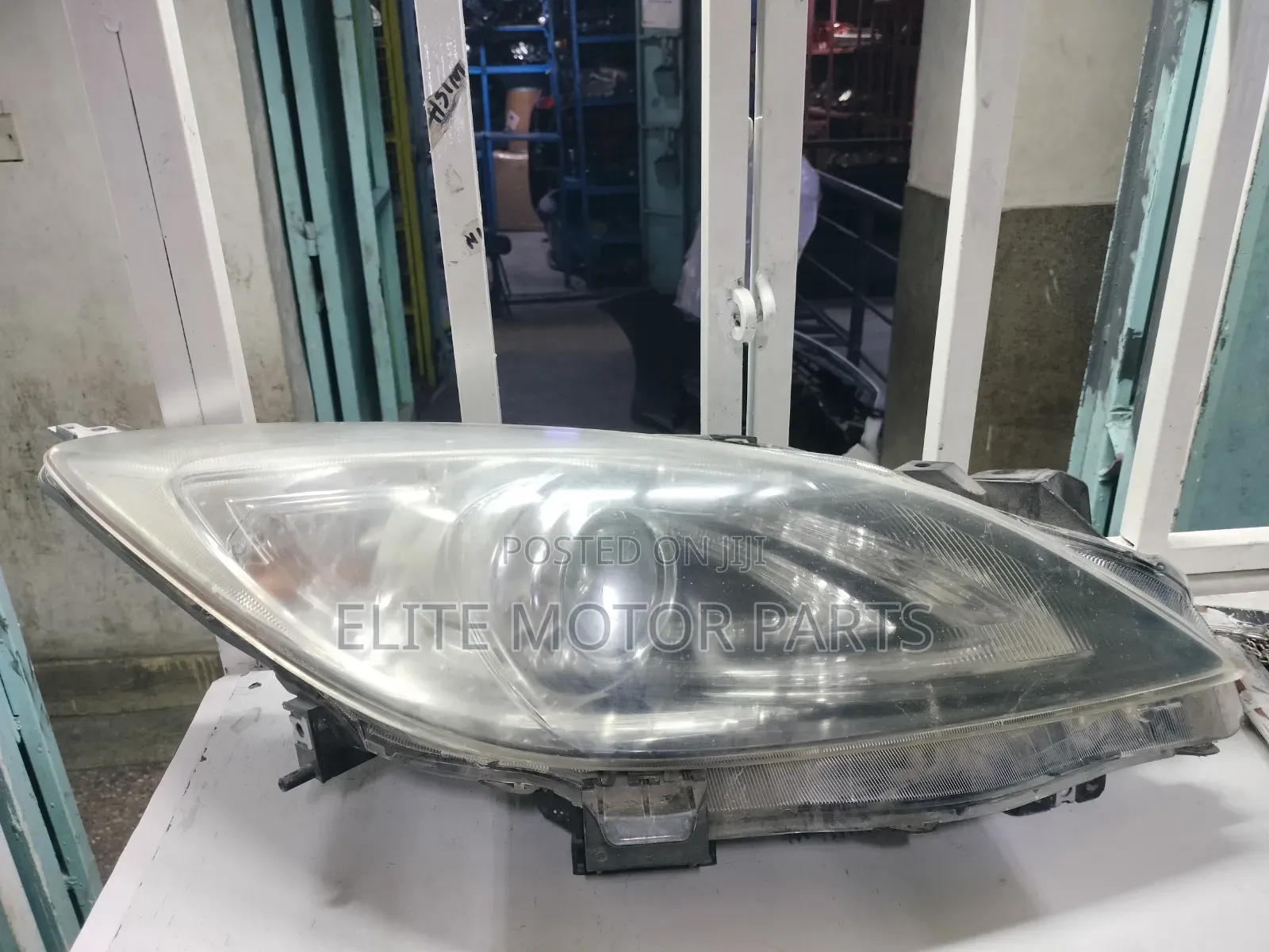 Mazda Axela 2010 Headlight