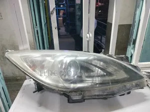 Mazda Axela 2010 Headlight