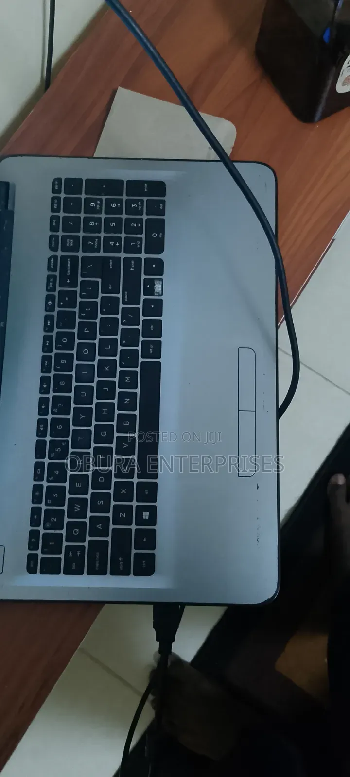 Laptop HP 248 G1 4GB Intel Core i5 SSD 500GB