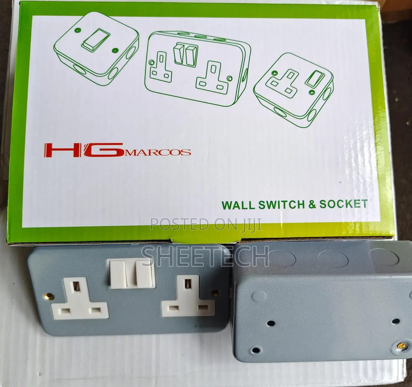 Metallic Twin Socket