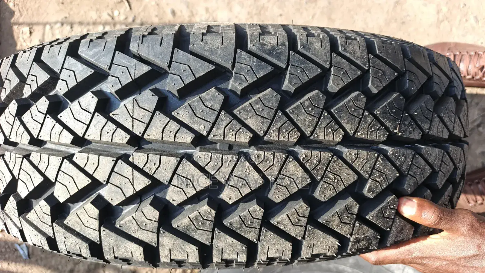 225/70r16 Fortune a/T Tyre