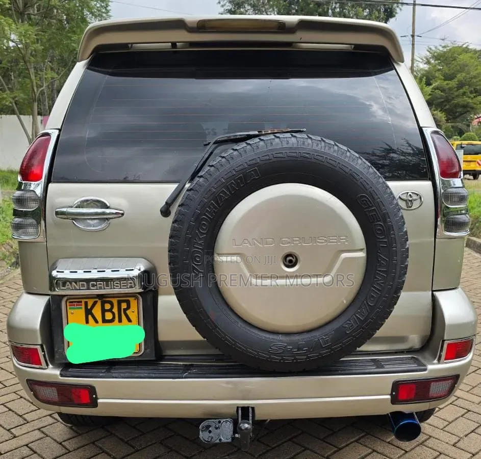 Toyota Land Cruiser Prado 2005 Silver