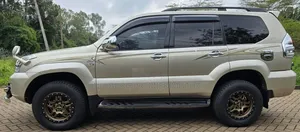 Toyota Land Cruiser Prado 2005 Silver