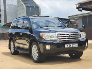 Toyota Land Cruiser 2012 Black