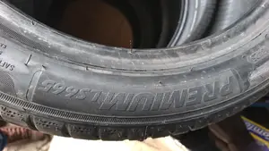 225/45r17 Premium