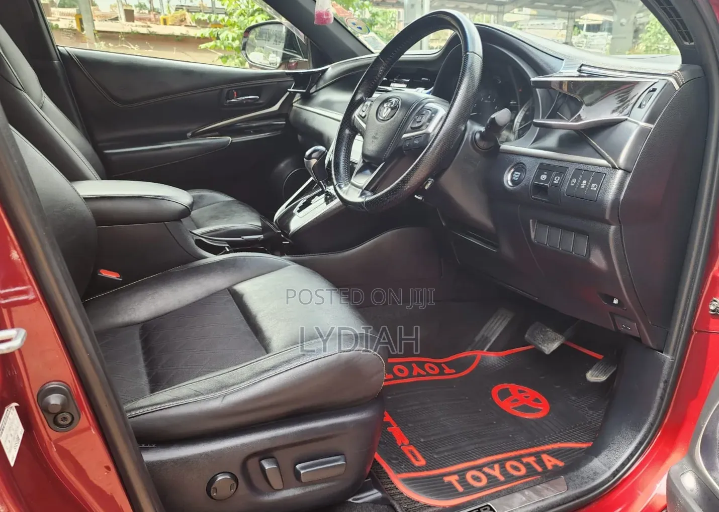 Toyota Harrier 2017 Red