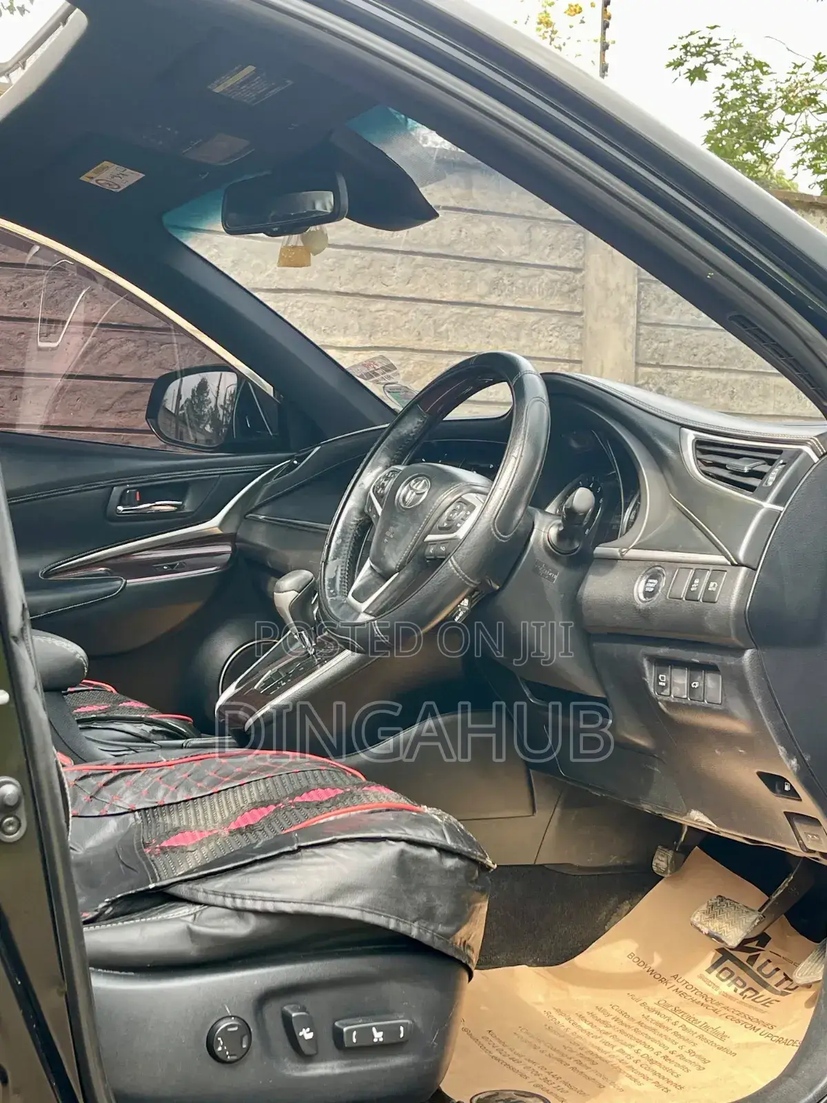 Toyota Harrier 2.0 2015 Black