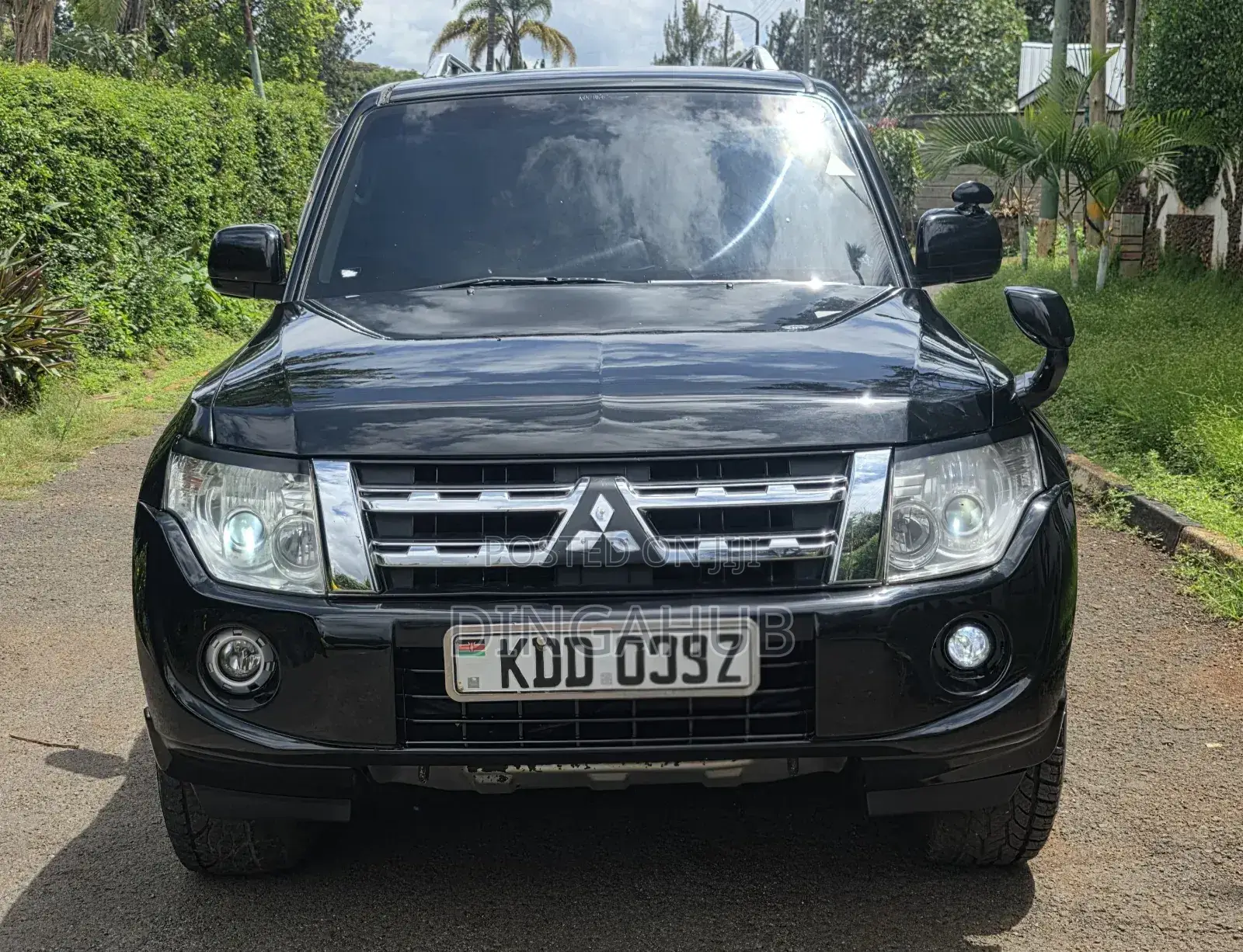 Mitsubishi Pajero 2013 Black