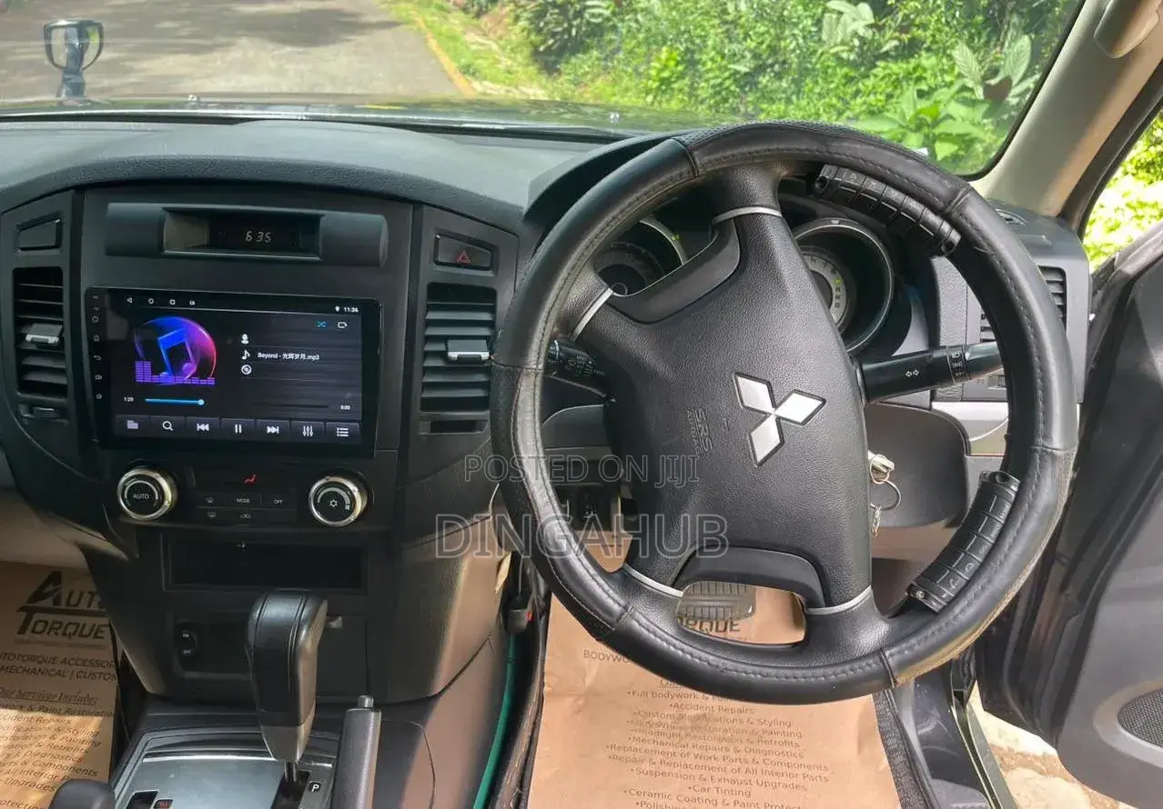 Mitsubishi Pajero 2013 Black