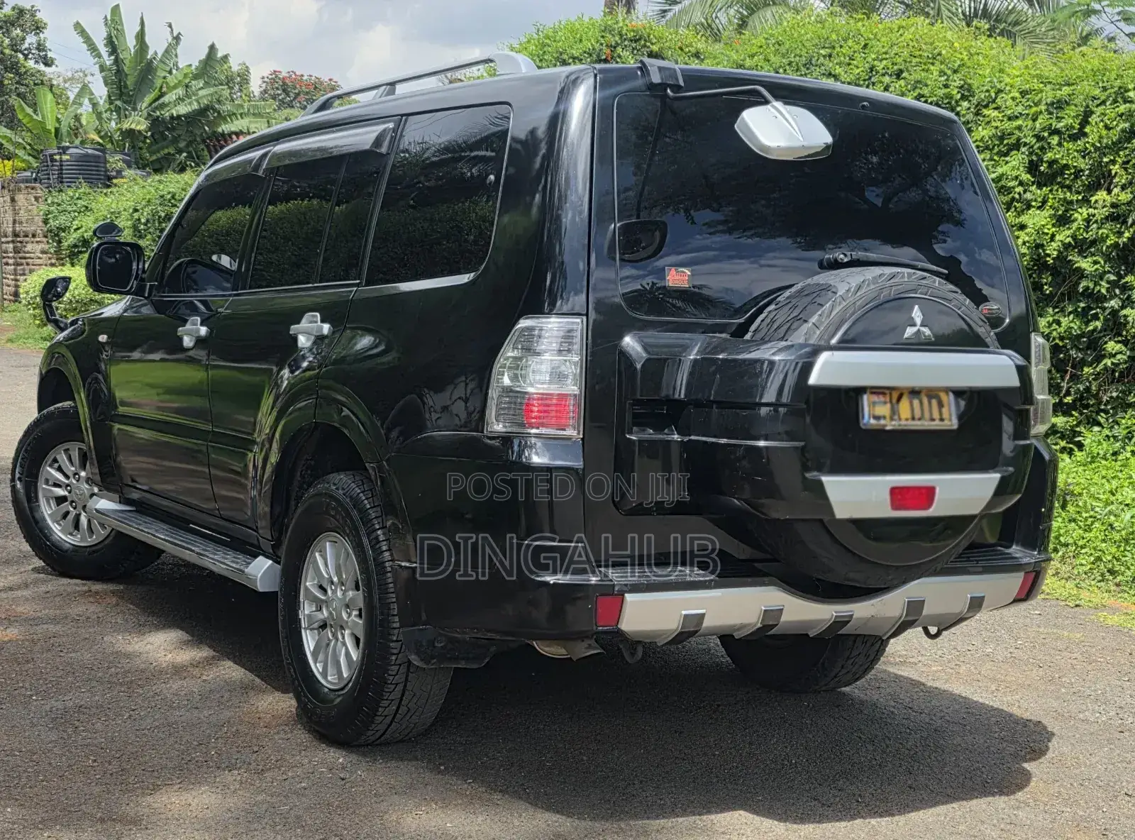 Mitsubishi Pajero 2013 Black