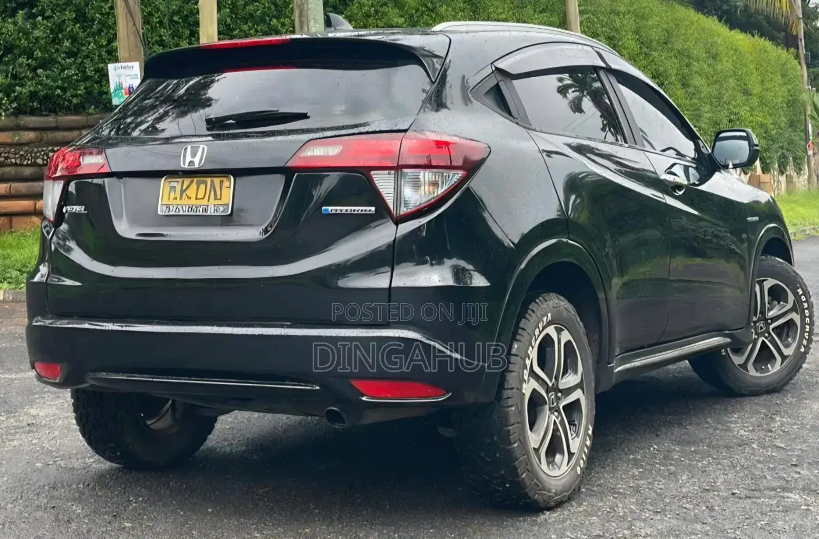 Honda Vezel 1.5 Hybrid 2WD 2016 Black