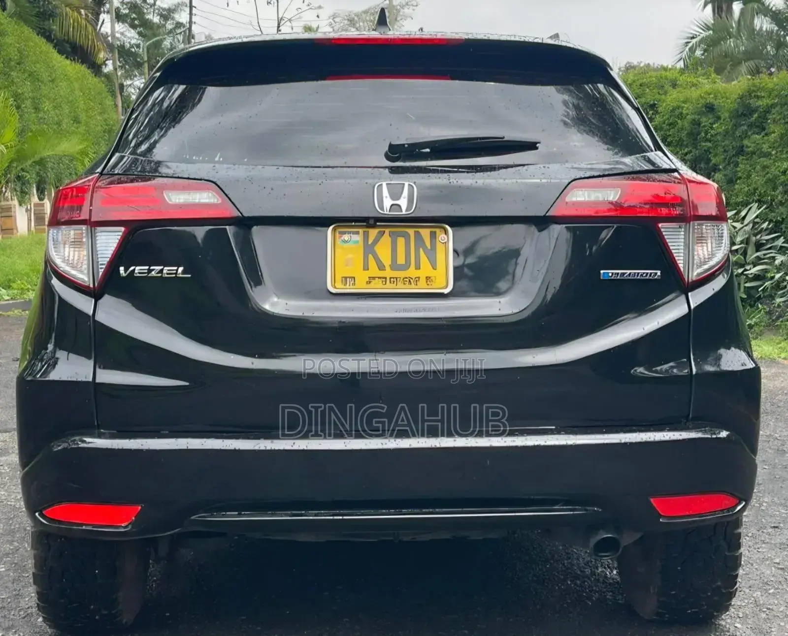 Honda Vezel 1.5 Hybrid 2WD 2016 Black