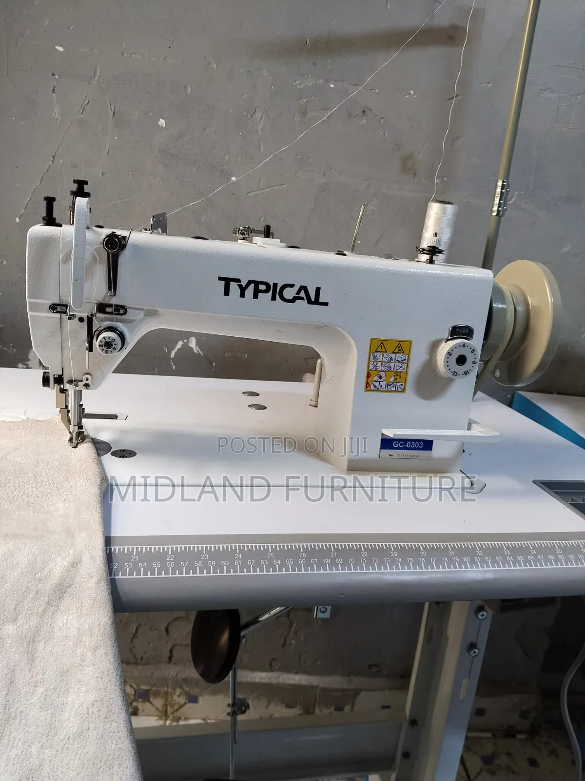 Typical Walking Foot Sewing Machine for Leather