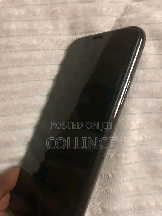 Apple iPhone X 256 GB Black - thumbnail 4