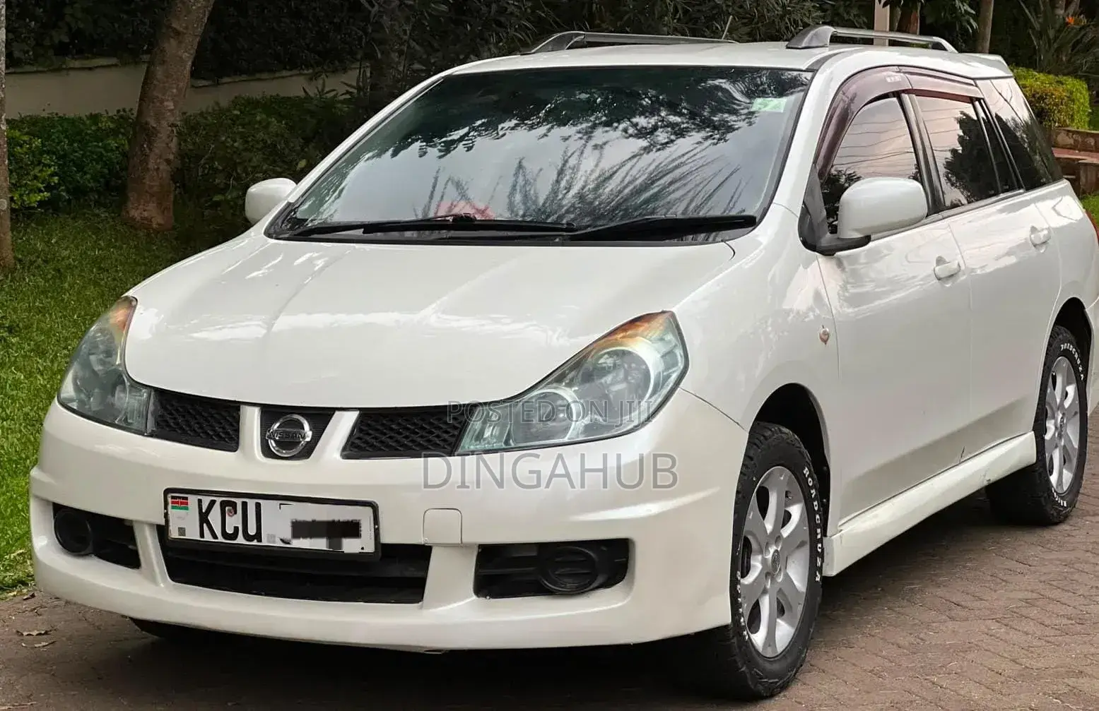 Nissan Wingroad 2012 White