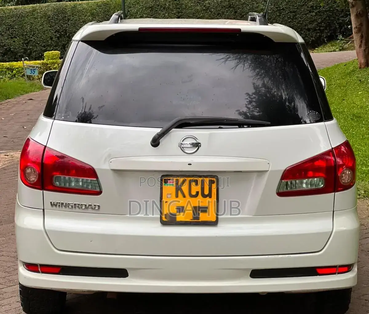 Nissan Wingroad 2012 White