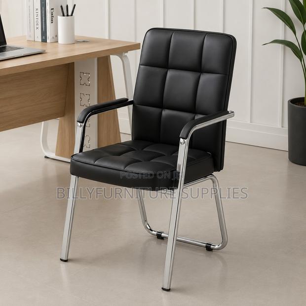 Executive Office Visitors Chair Nairobi – Premium Wooden Design