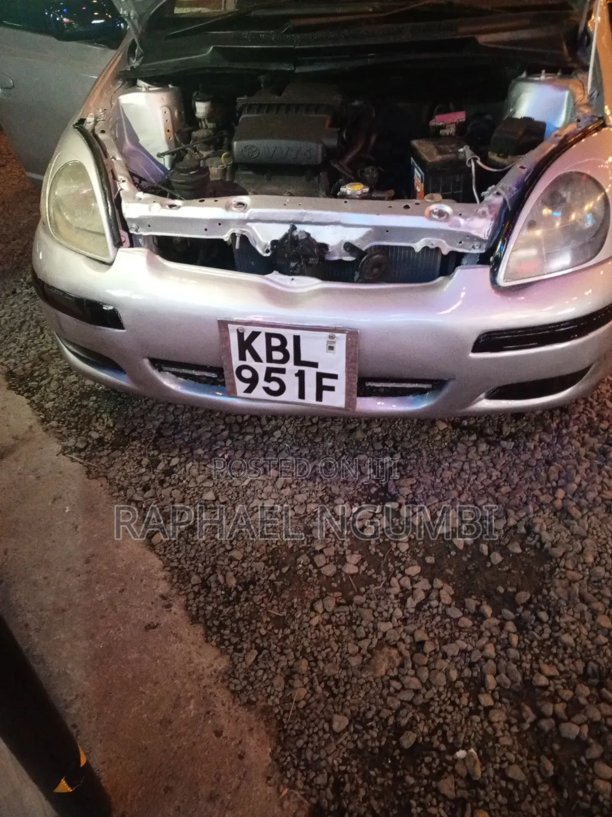 Toyota Vitz 2003 Gray