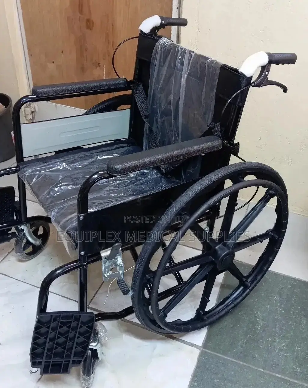 Standard Manual Wheelchair (Comfortable and Durable)