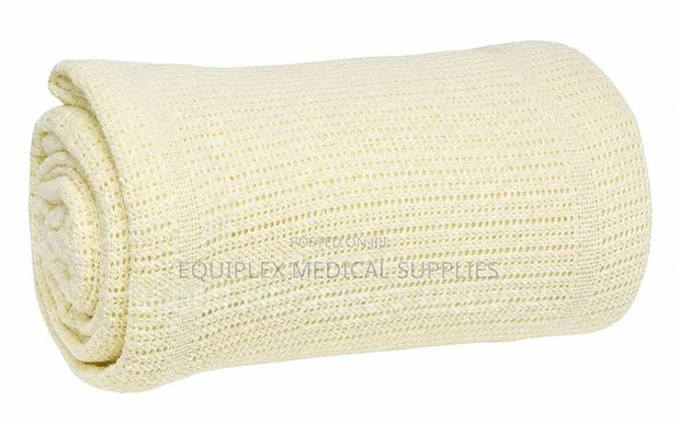 High Quality Cream Cellular Blankets