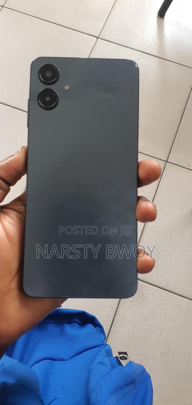 Samsung Galaxy A06 128 GB Black - thumbnail 2