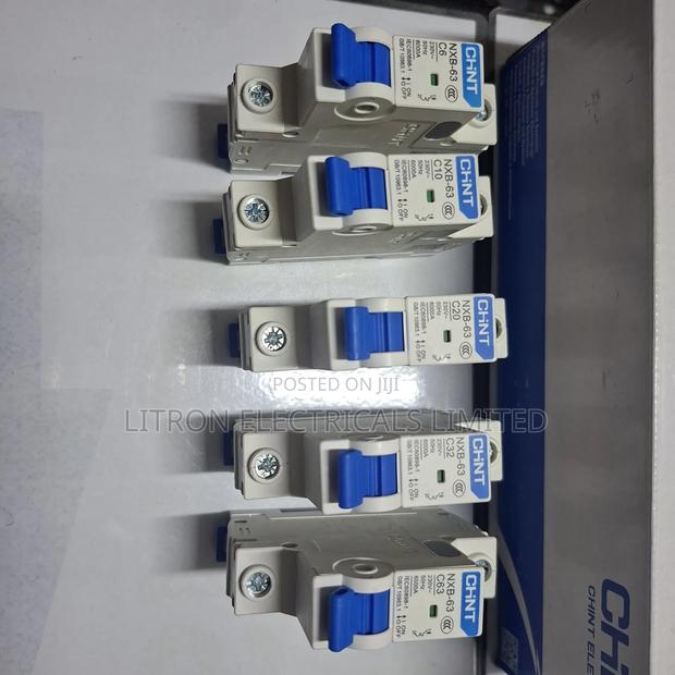 Single Breakers