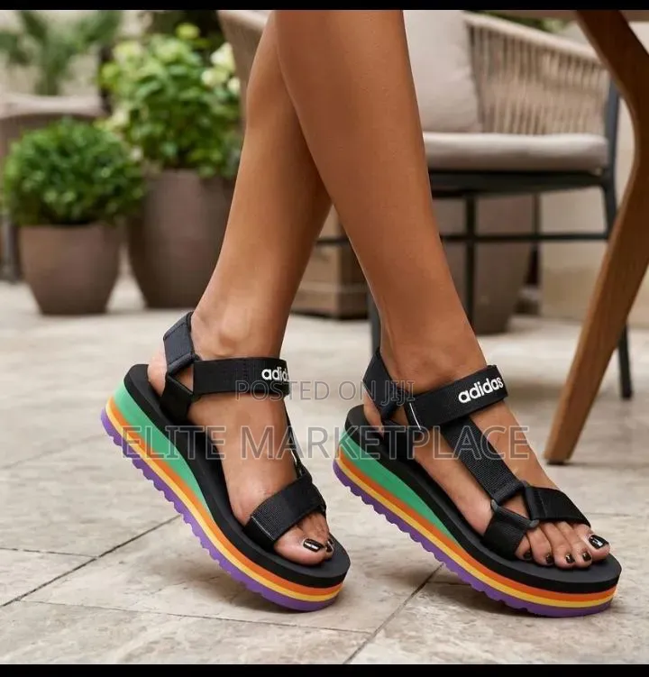 Brandt New Adidas Sandles