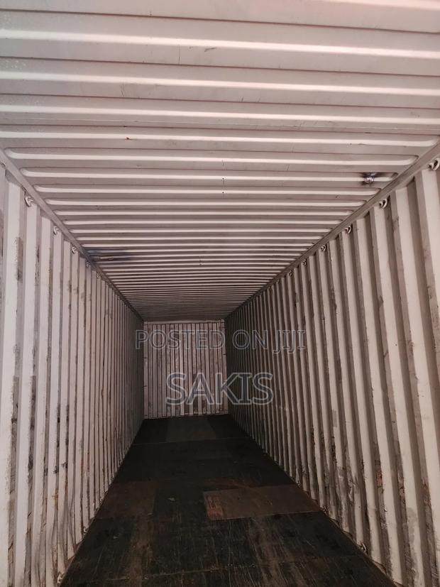 Spacious 40-Foot High Cube Containers Available Now! - thumbnail 4