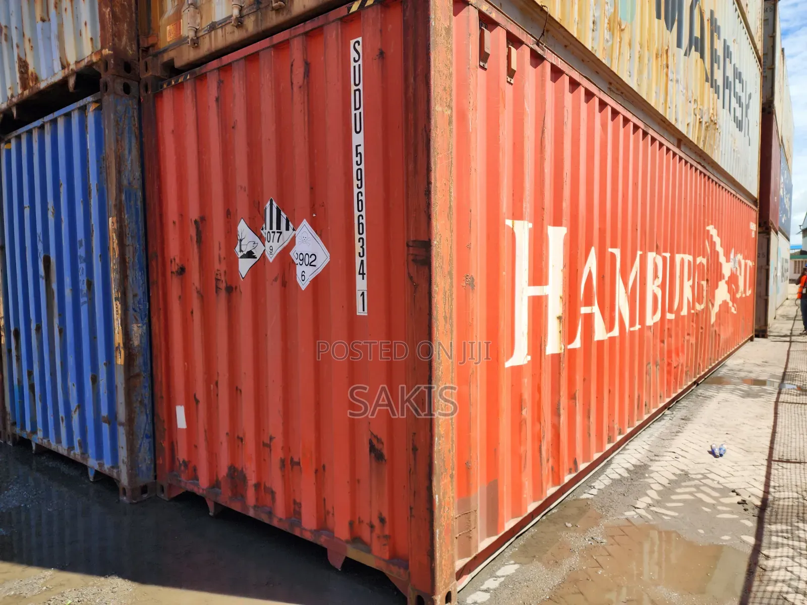 Looking for Space? Try a 40ft High Cube Container!