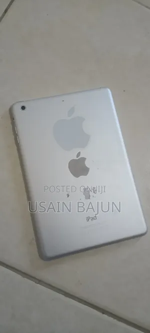 Apple iPad mini 2 16 GB Silver