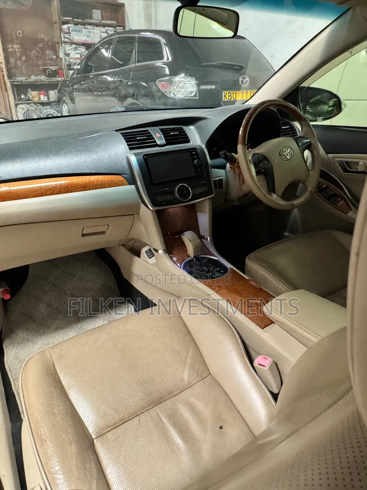 Toyota Premio 2.0 FWD 2014 Silver