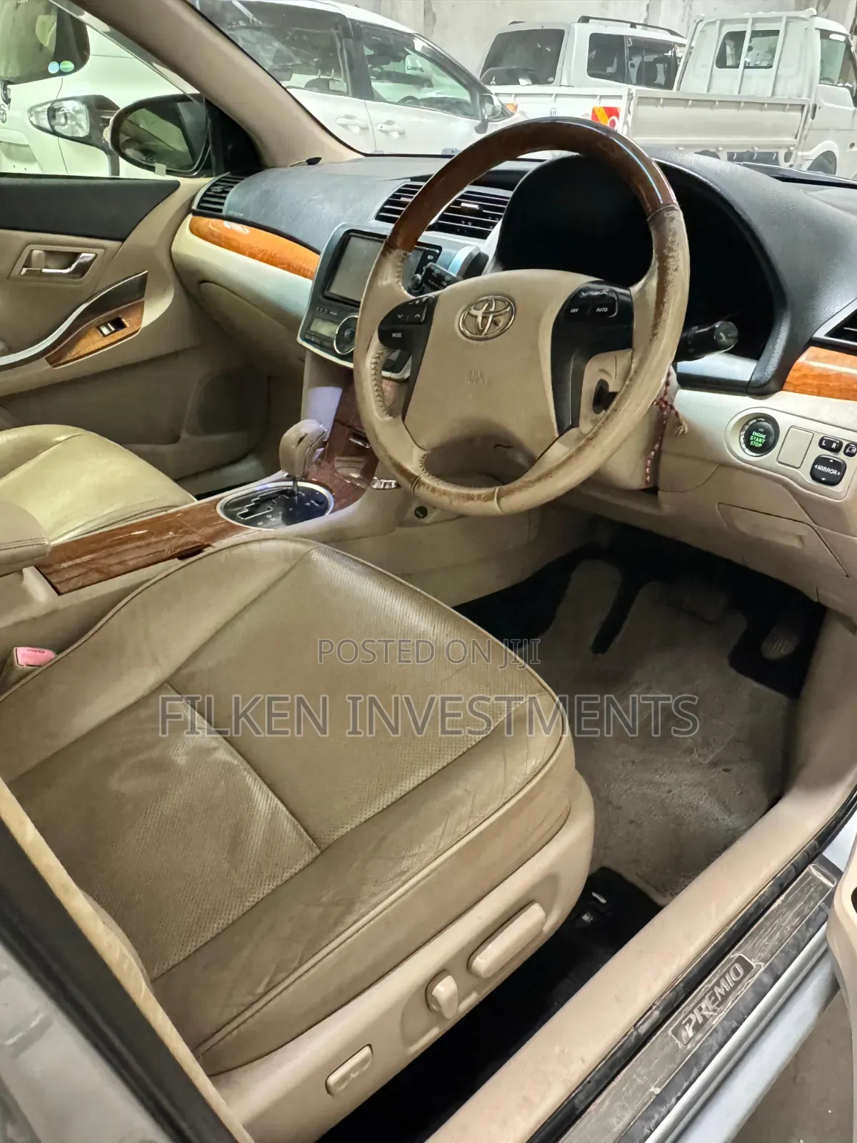 Toyota Premio 2.0 FWD 2014 Silver