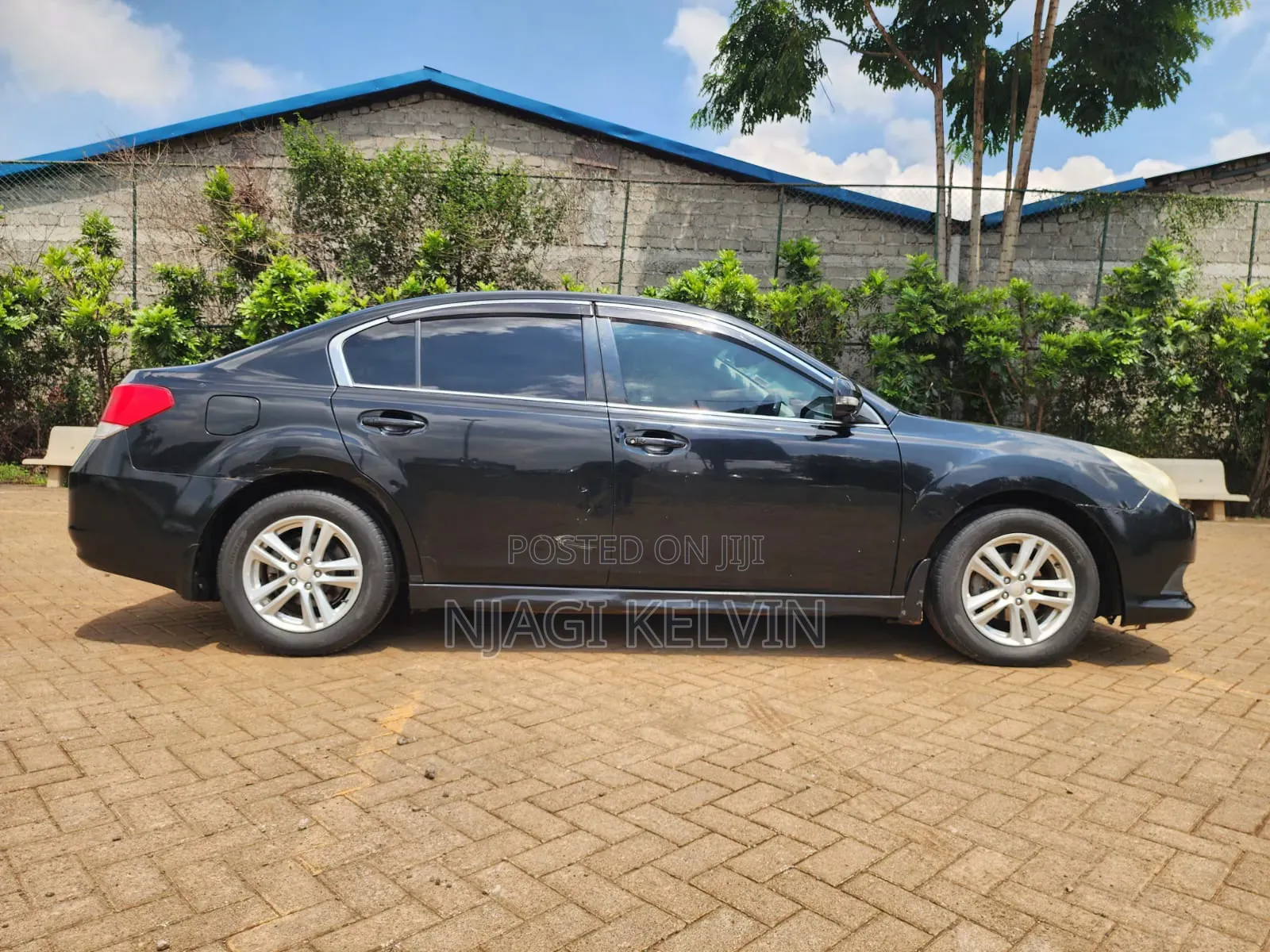 Subaru Legacy 2011 Black