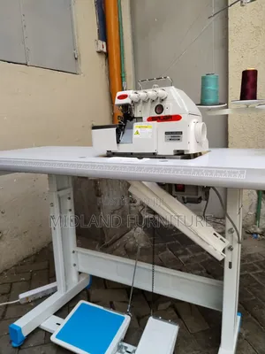 Sirubab/ Juki Overlock Sewing Machine