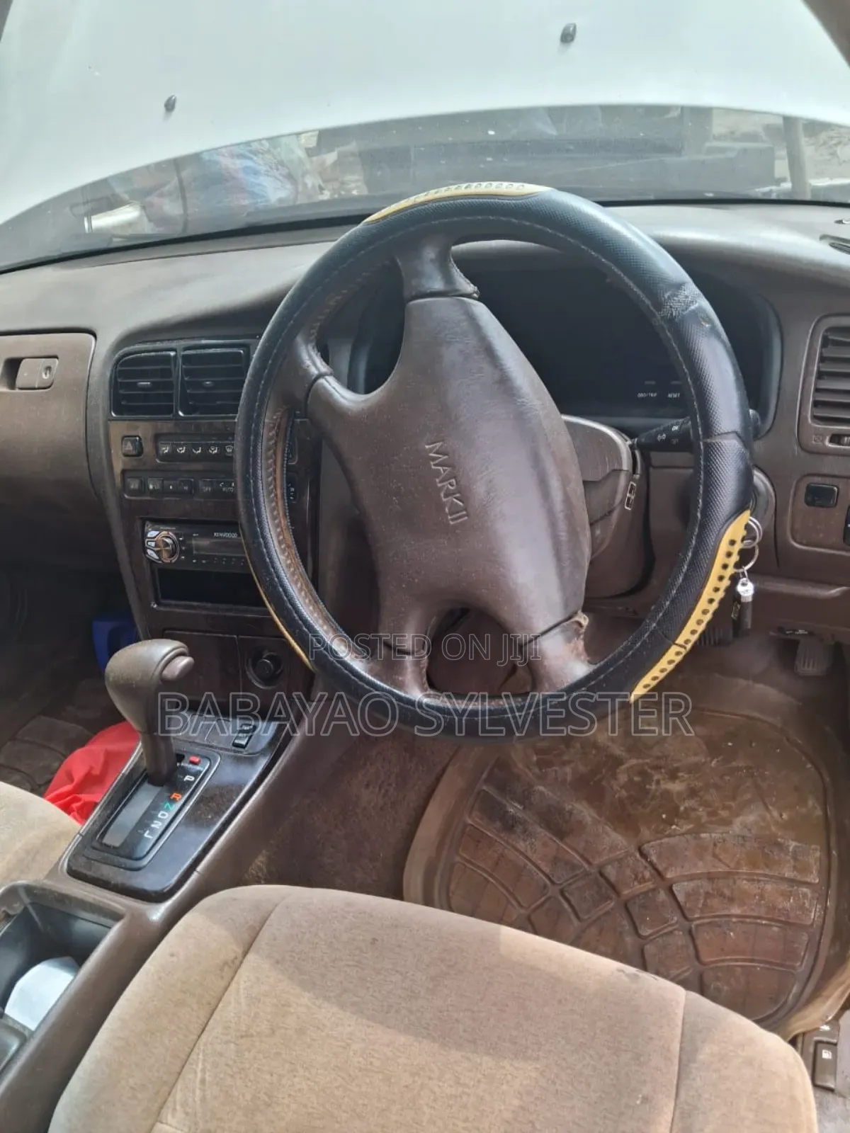Toyota Mark II 2001 White