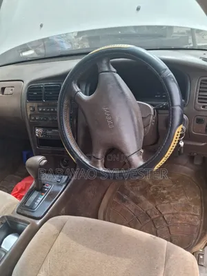 Toyota Mark II 2001 White