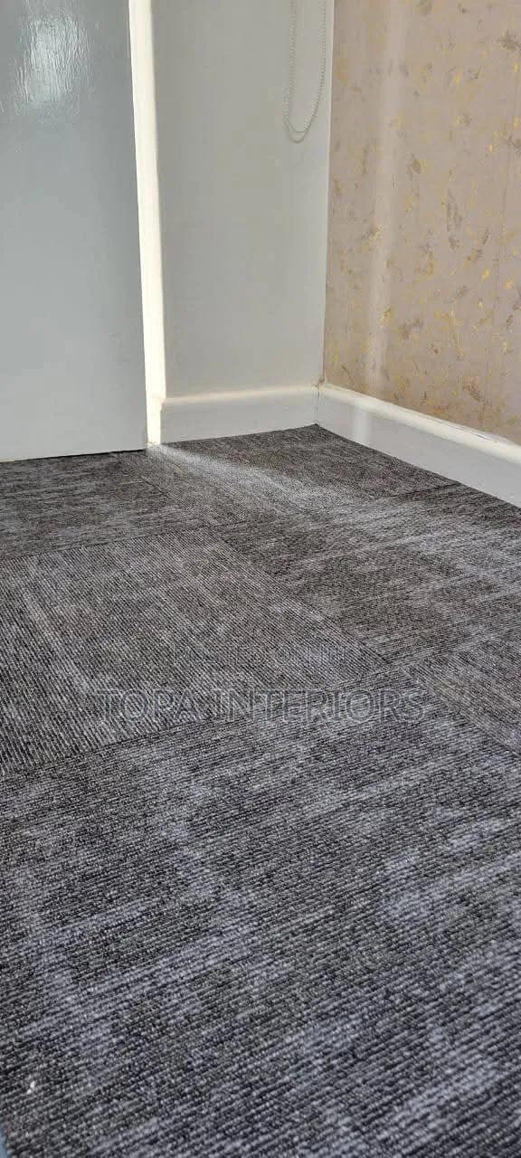 Home Floor Insulation Tile Carpets Wall to Wall Flooring