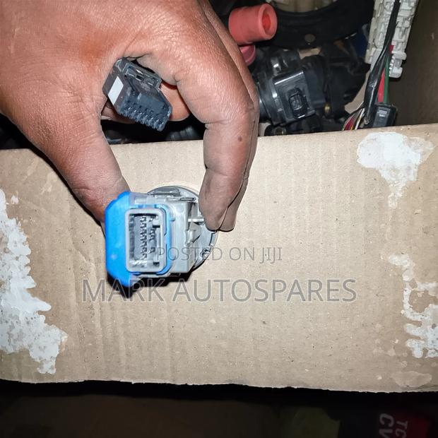 Engine Start Stop Button Switch Mr3002 - thumbnail 2